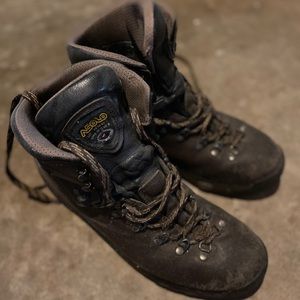 Men’s 11.5 Asolo hiking boots
